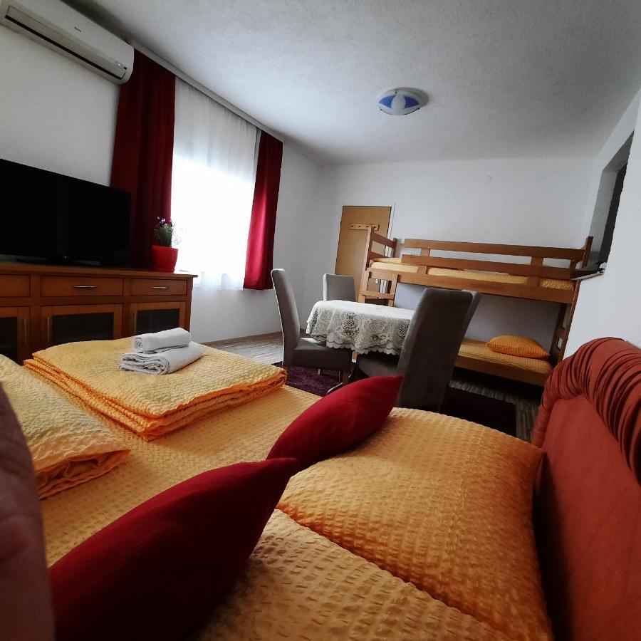 Guest House Nana Mostar Ngoại thất bức ảnh