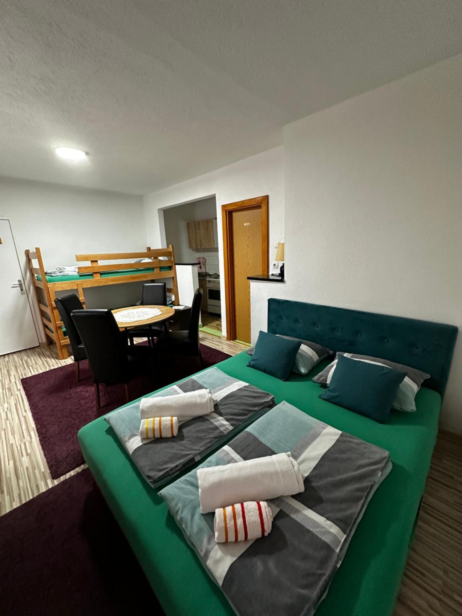 Guest House Nana Mostar Ngoại thất bức ảnh