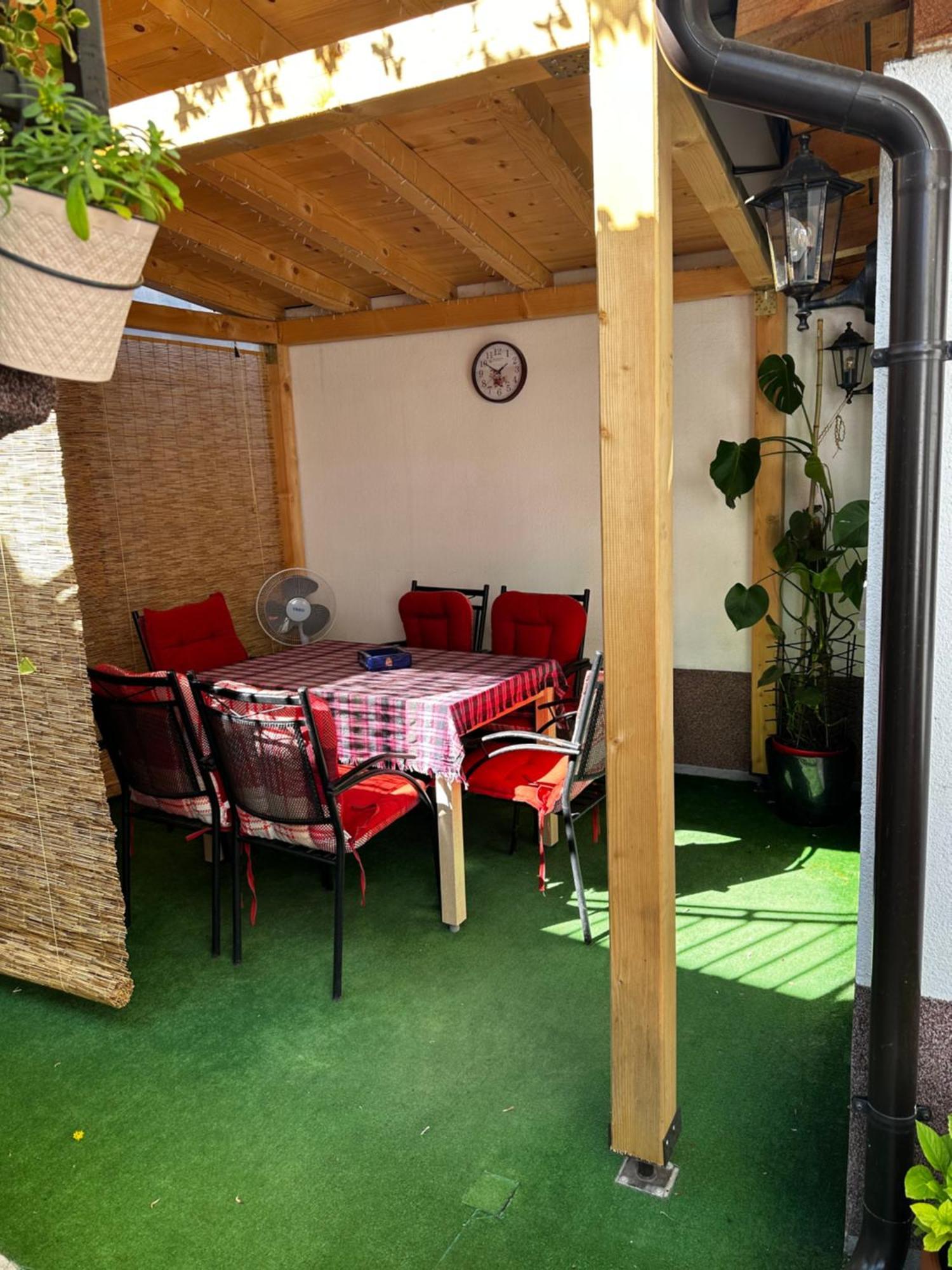 Guest House Nana Mostar Ngoại thất bức ảnh