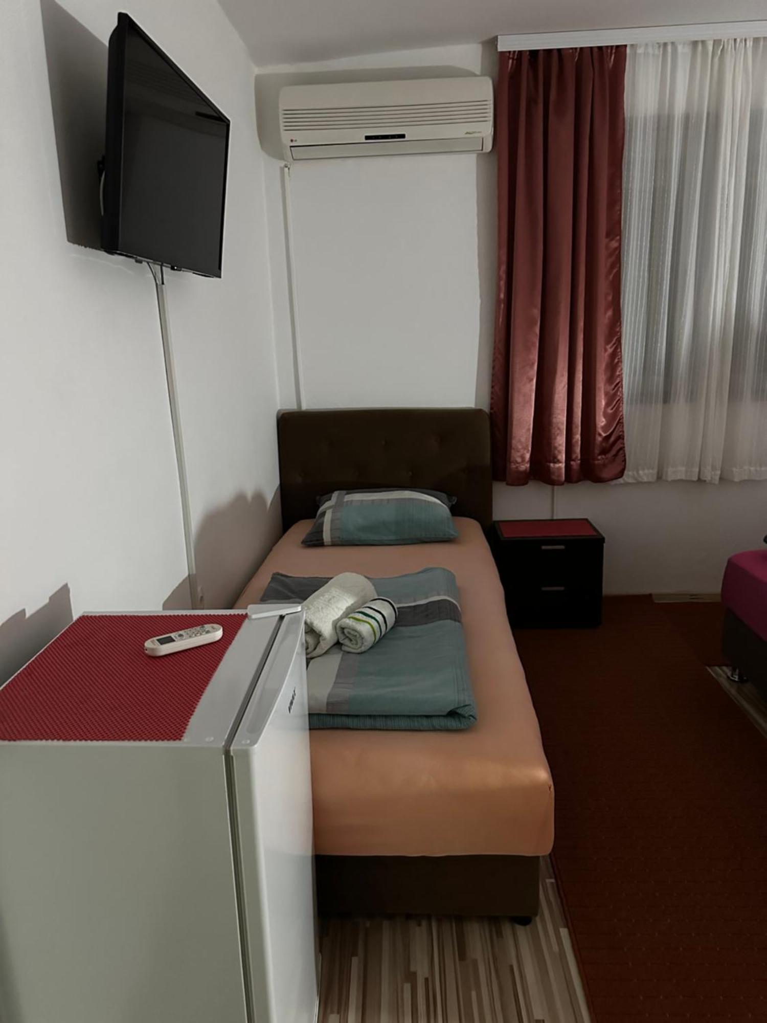 Guest House Nana Mostar Ngoại thất bức ảnh