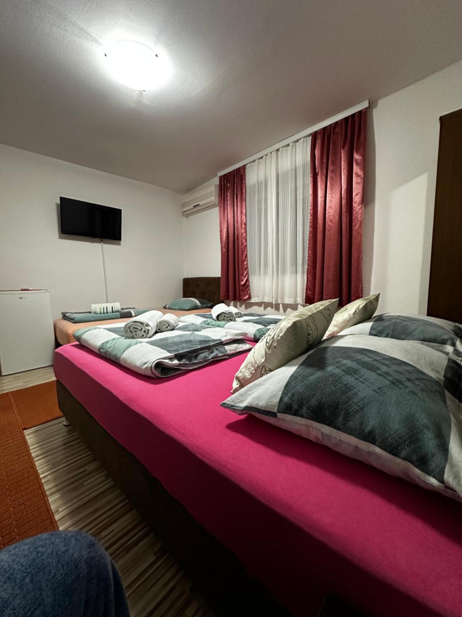 Guest House Nana Mostar Ngoại thất bức ảnh
