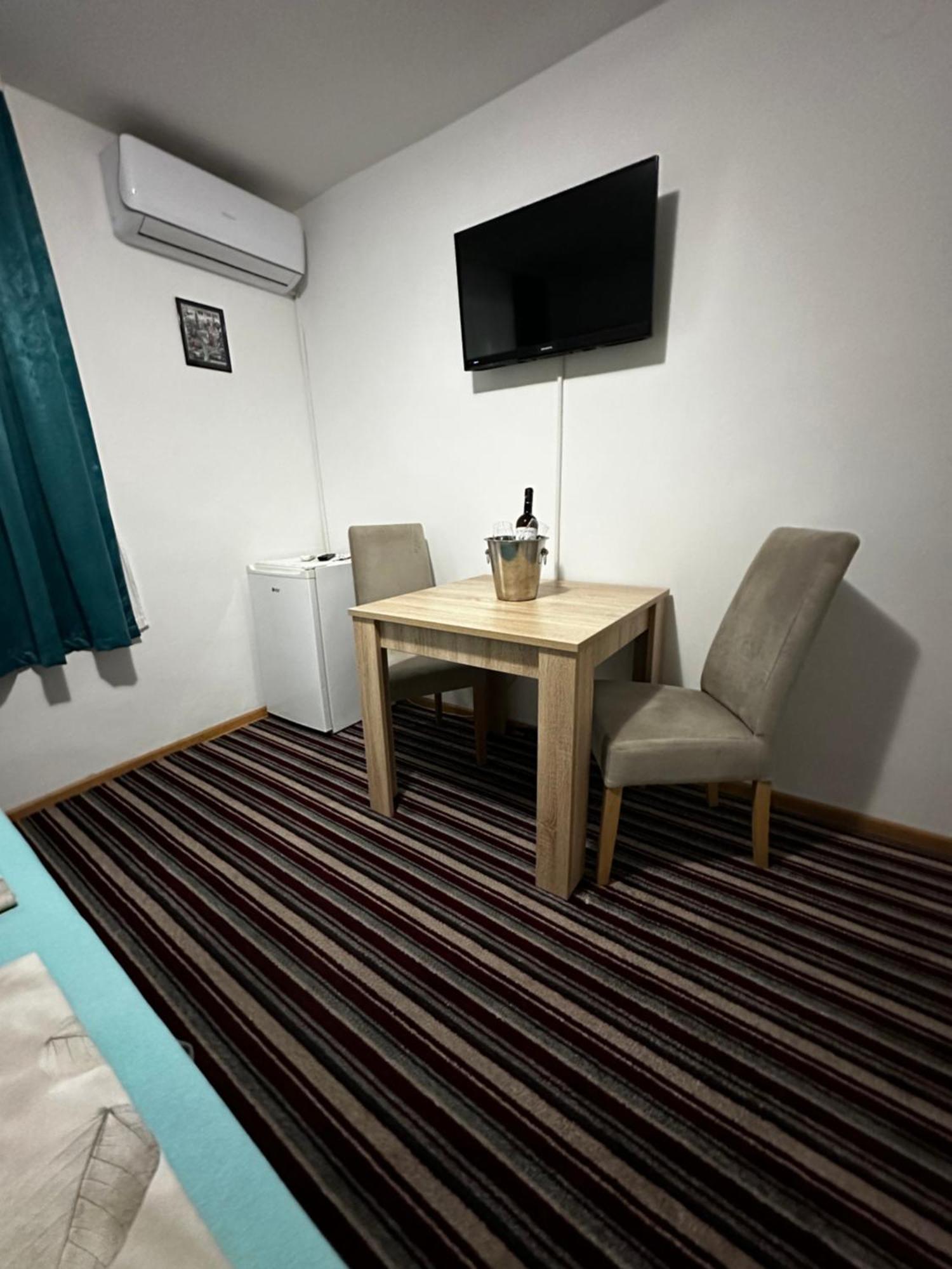 Guest House Nana Mostar Ngoại thất bức ảnh