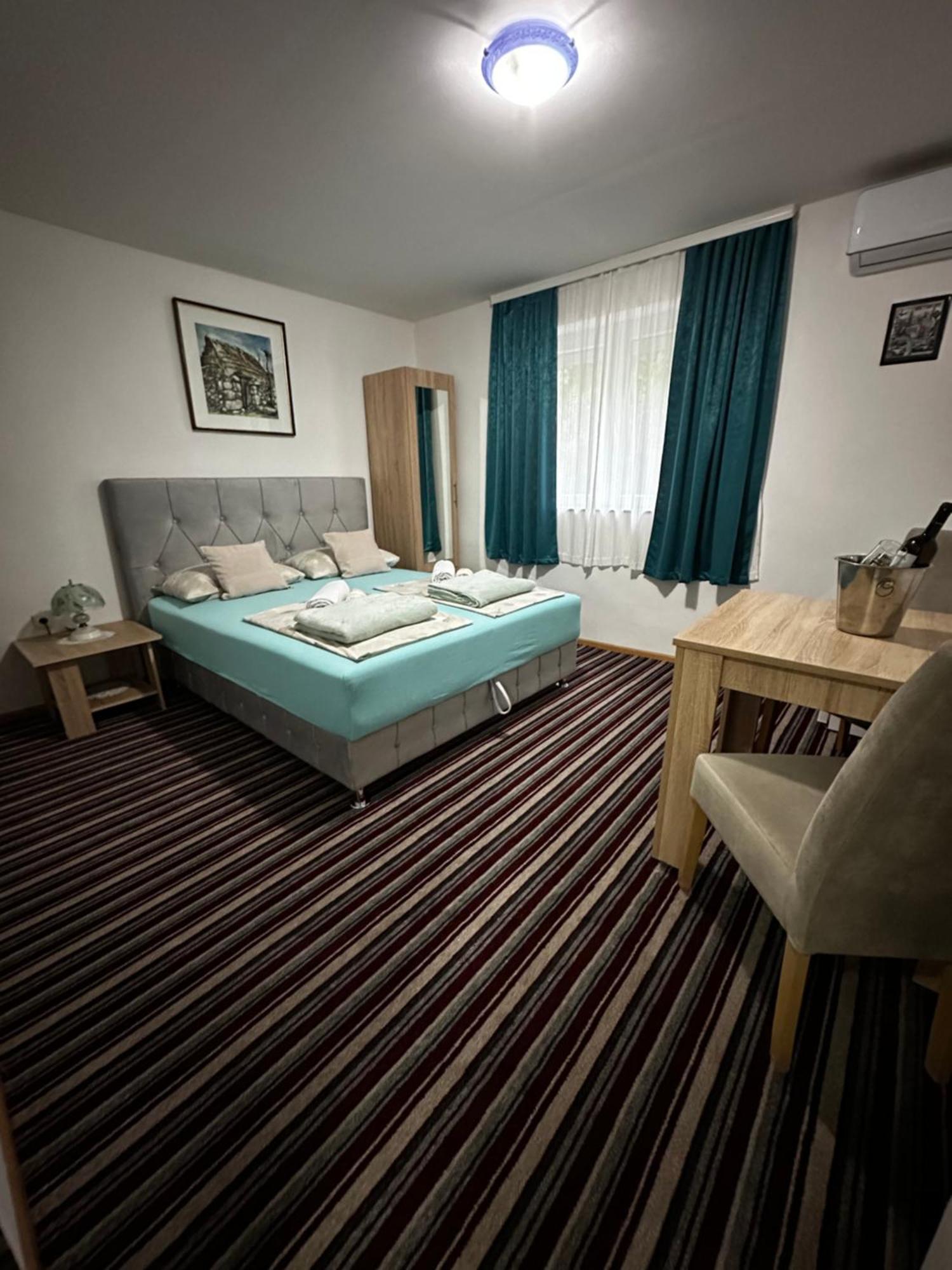 Guest House Nana Mostar Ngoại thất bức ảnh