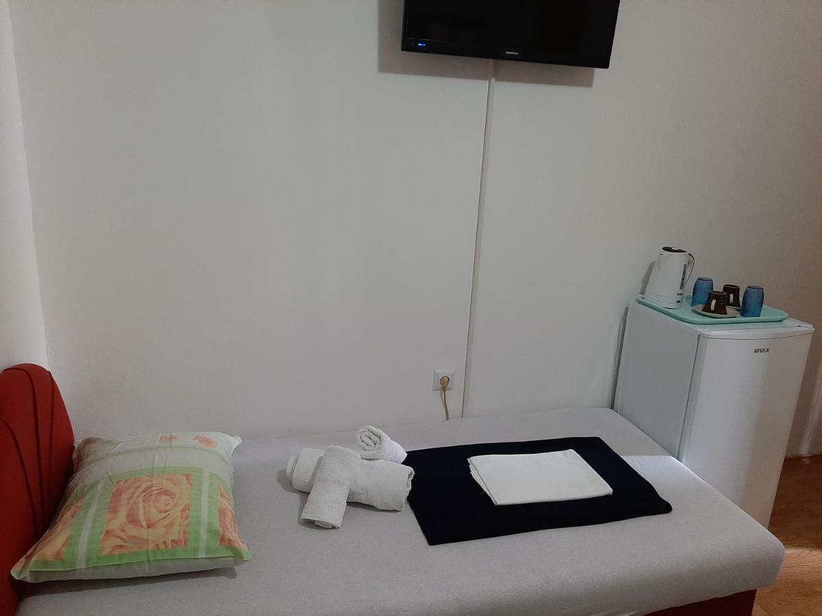 Guest House Nana Mostar Ngoại thất bức ảnh
